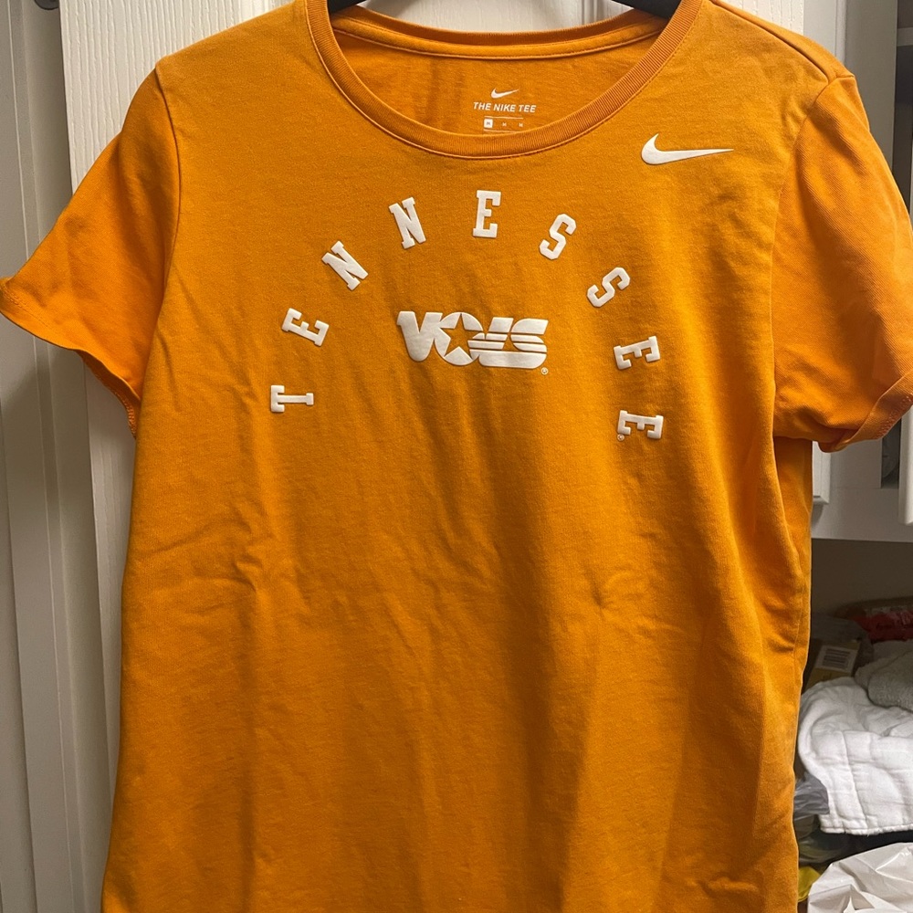 Nike Tennessee Vols women’s shirt